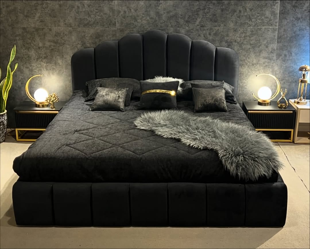 premium black Bed set by Asaan furniture